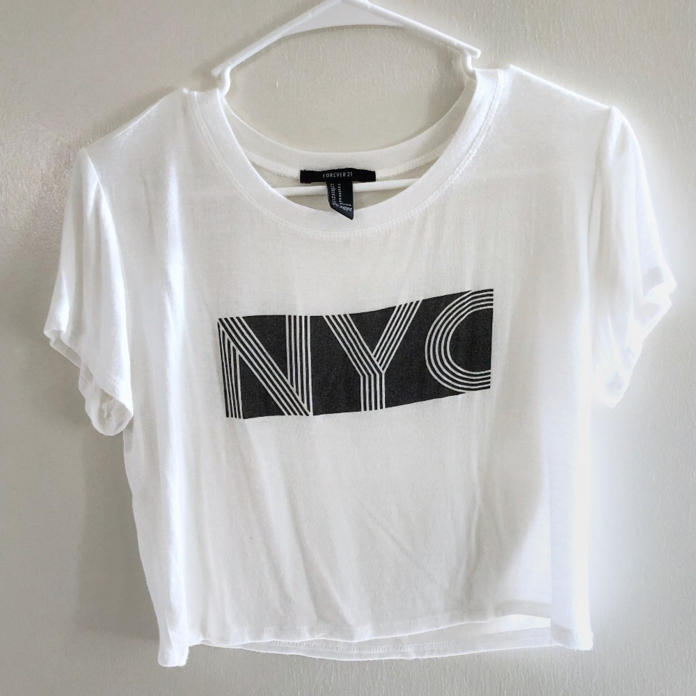 Forever 21 NYC crop top in White and Black